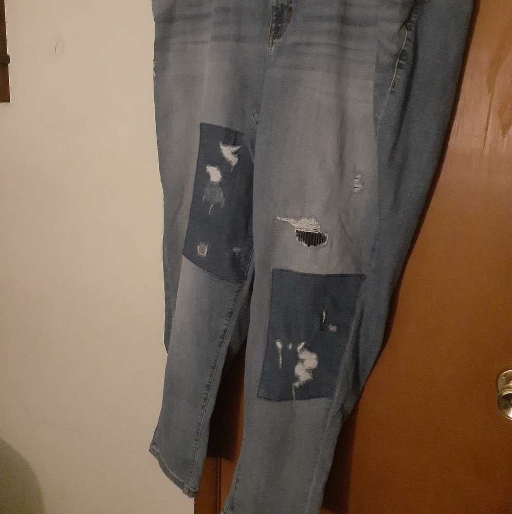 Jeans - Picture 3 of 4